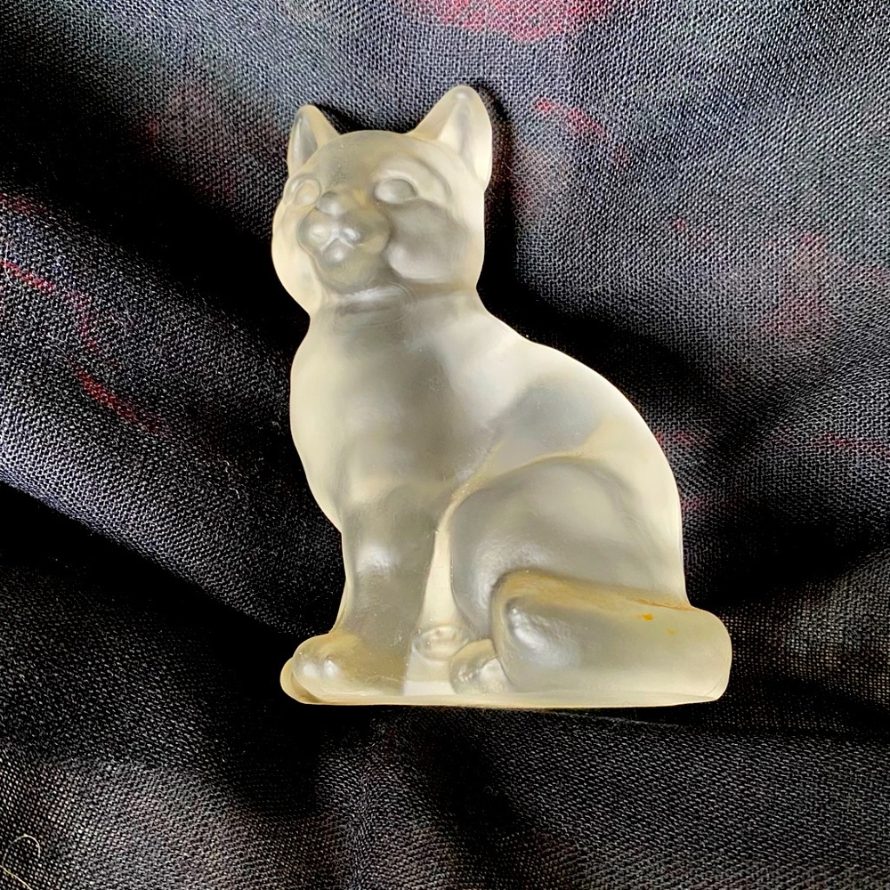Cat Kitten Frosted Glass Figurine Paper Weight